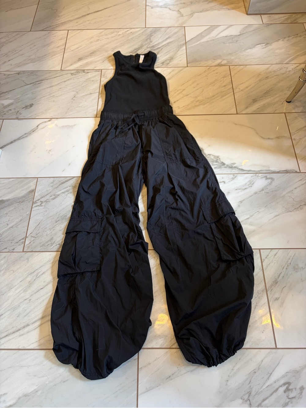 EUC  Anthropologie Daily Practice Messa PARACHUTE BALLOON Jumpsuit BLACK XS - Picture 6 of 11